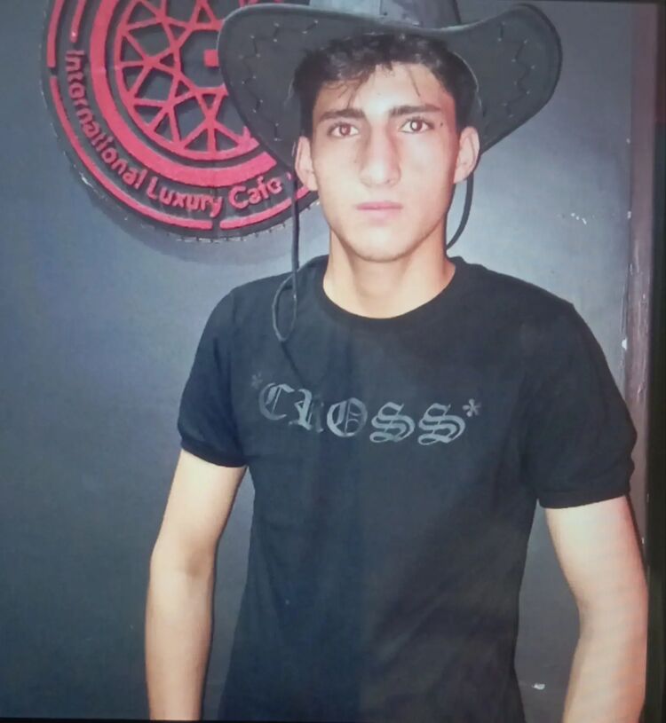  ,   Shahram, 19 ,   ,   