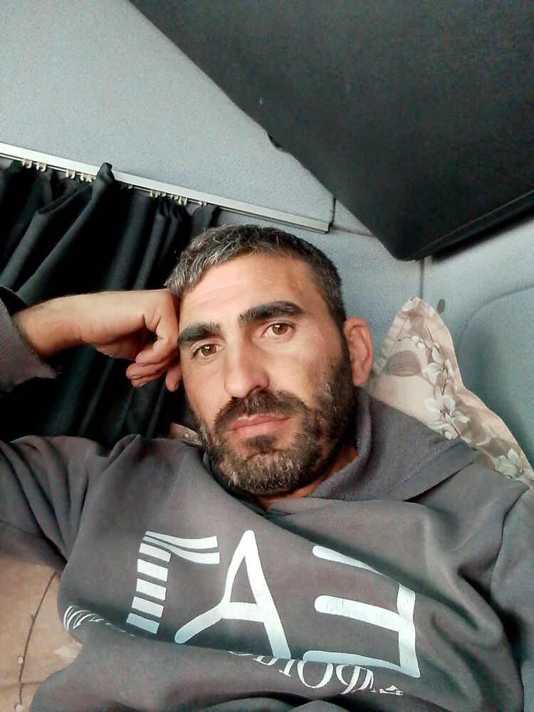  ,   Ahmet, 35 ,   ,   