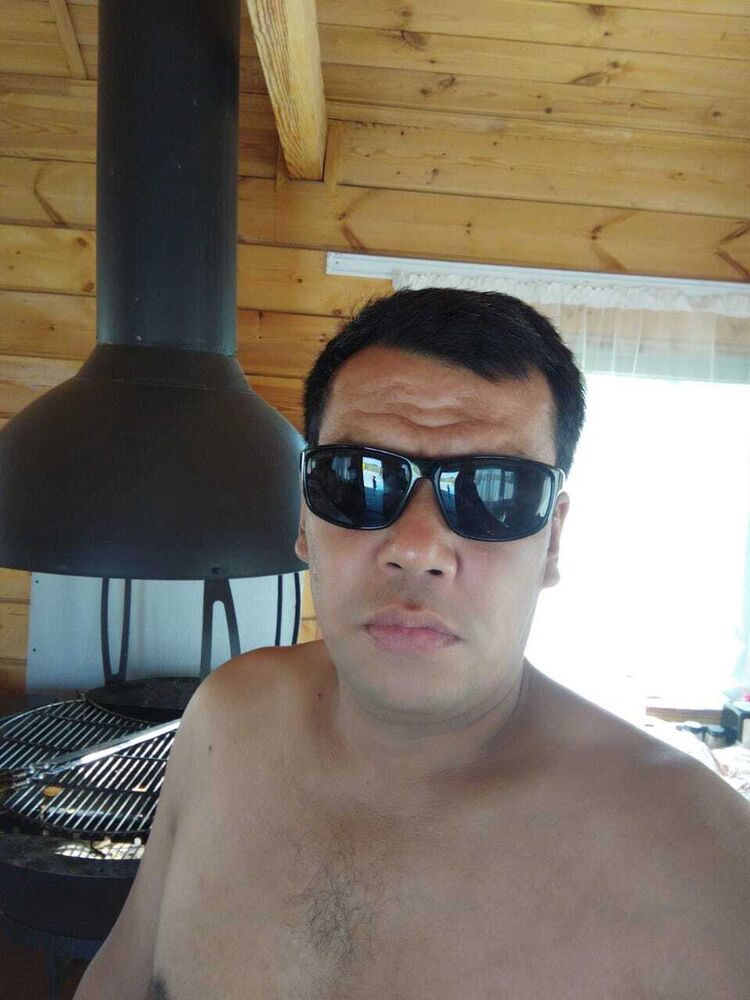  30462382  Murat, 40 ,    