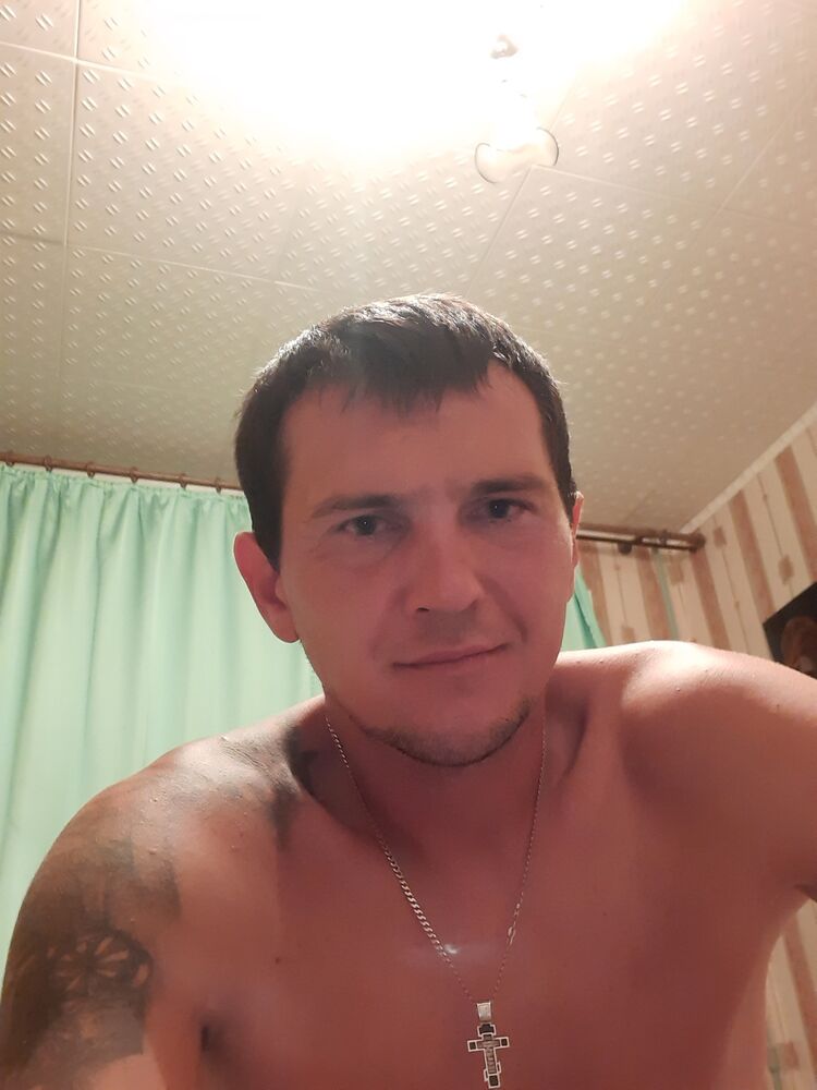  28875732  , 37 ,    