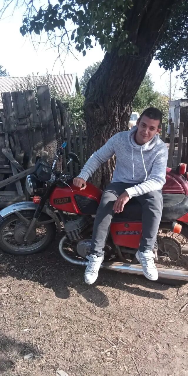  42015422  , 28 ,     