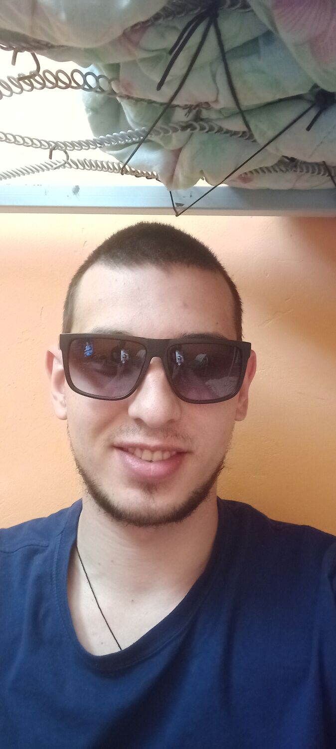  ,   Pavel, 26 ,   ,   