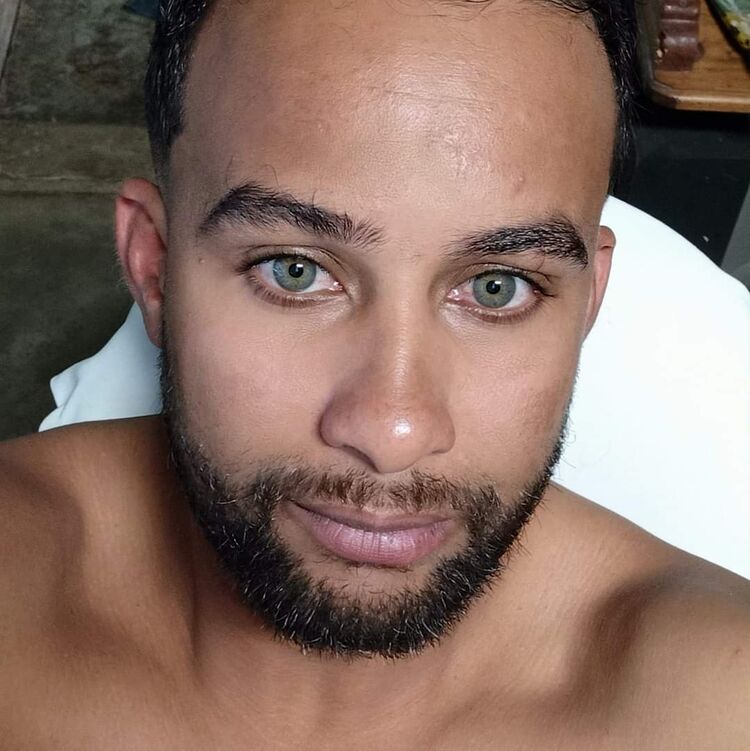 ���� 24265332 ������� Yonel Damian, 40 ���, ���� ���������� � ������