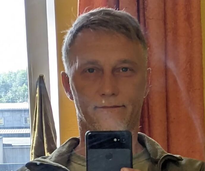  52273972  , 46 ,    