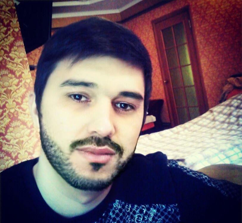  19028872  , 33 ,    