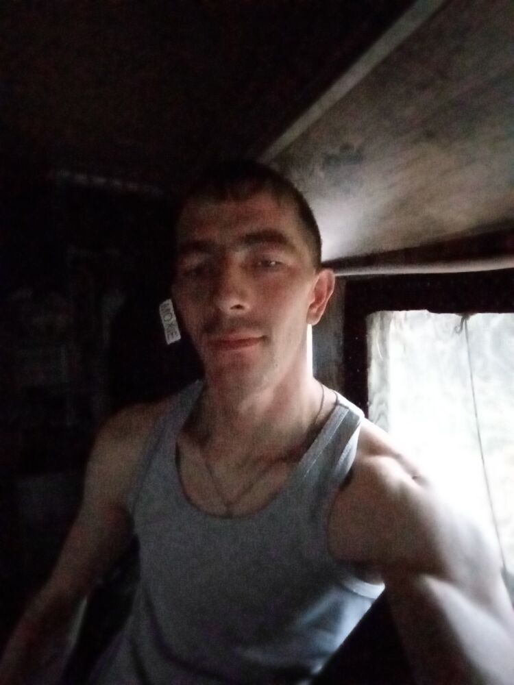  ,   Andrey, 31 ,   ,   