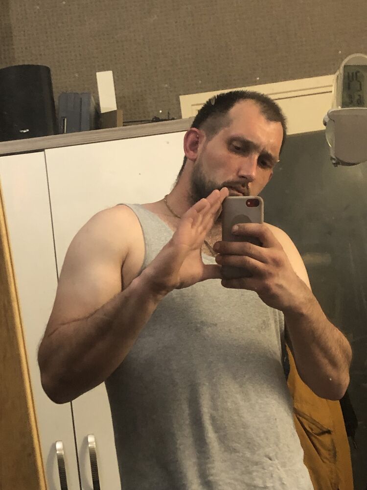  Sint-Oedenrode,   Mateo, 34 ,   ,   