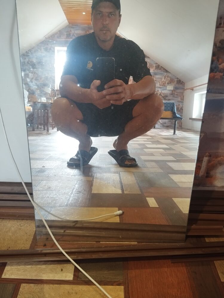  53546402  Alex, 43 ,    