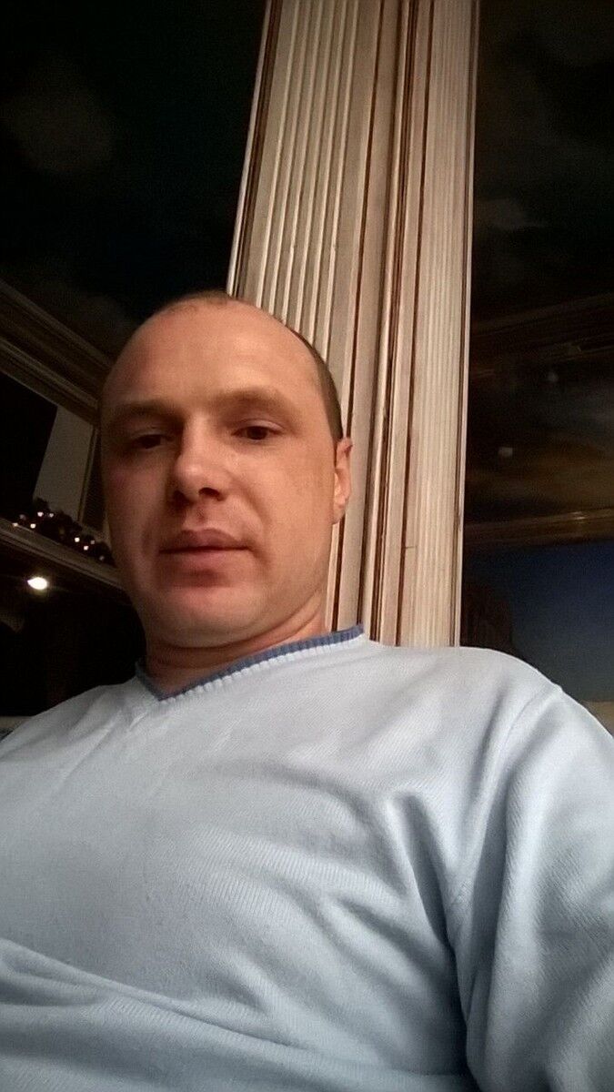  Targu Jiu,   , 38 ,   ,   , c 