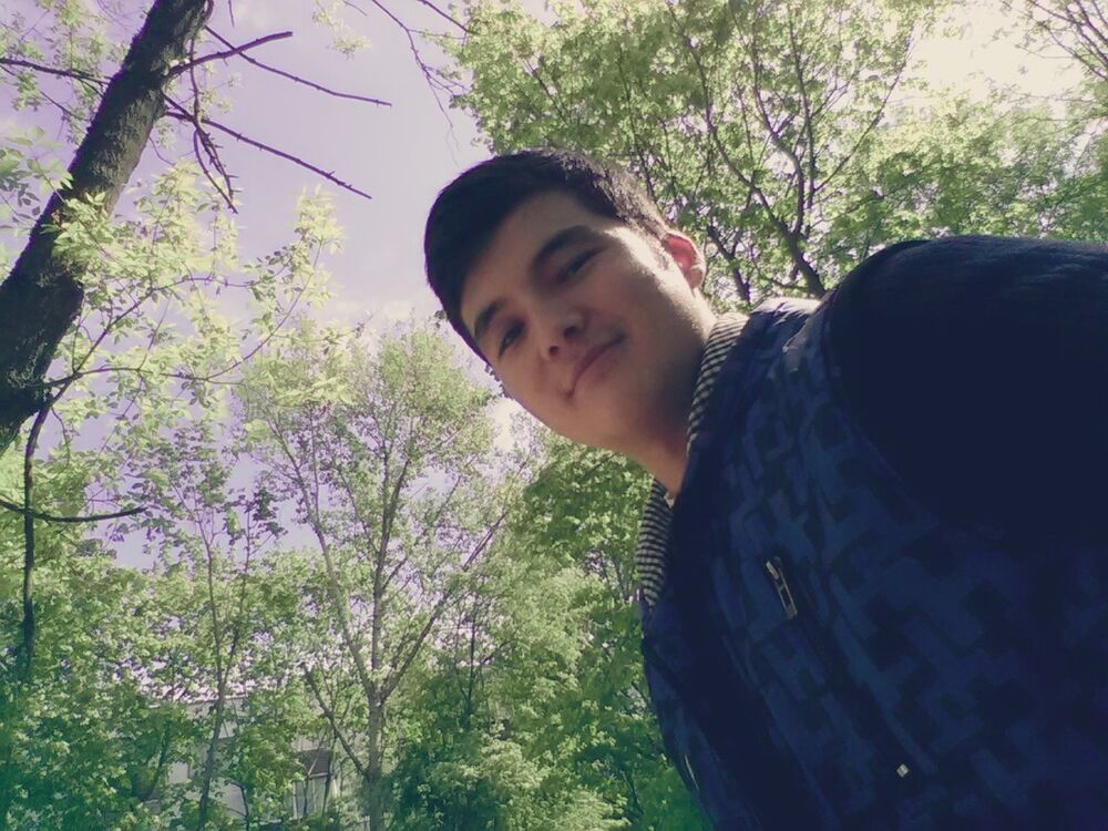  9560862  Azat, 29 ,    