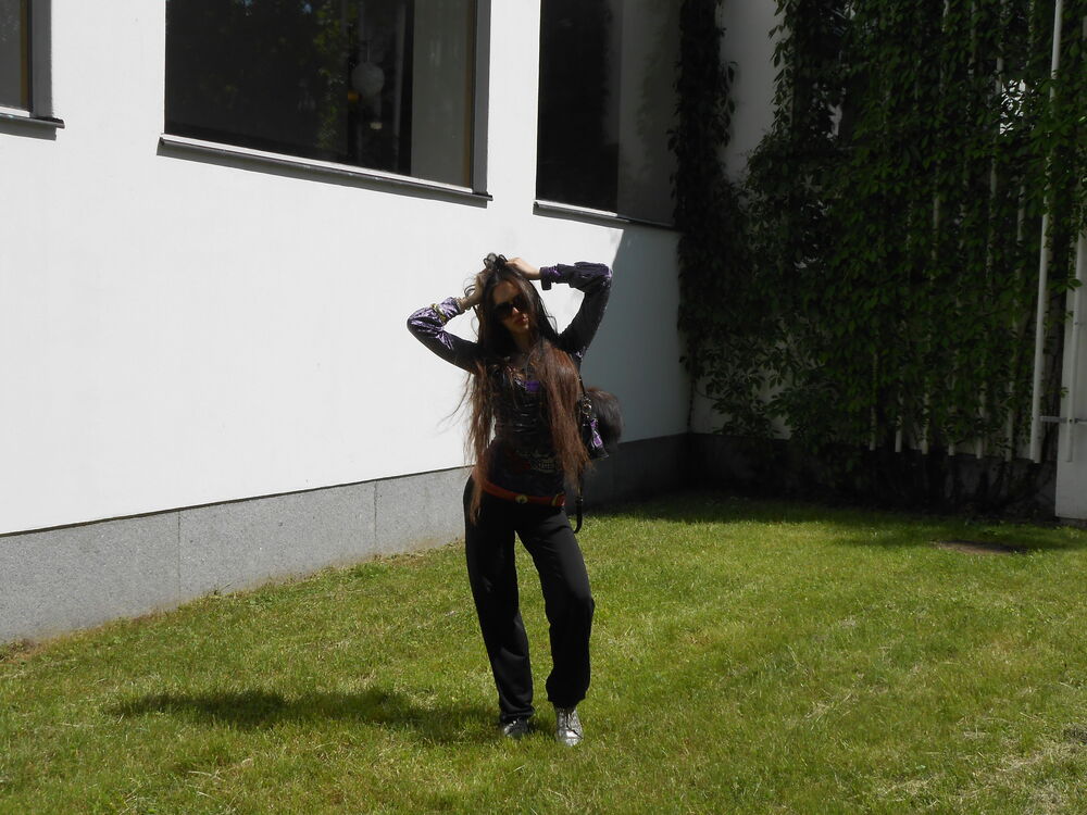  -,   , 18 ,  