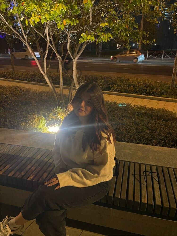  46780012  , 19 ,    
