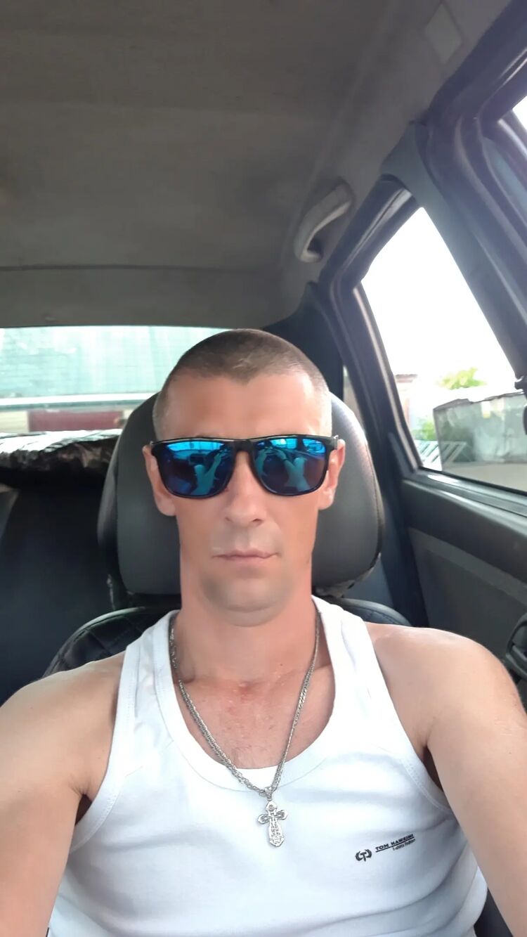  49141552  , 35 ,    