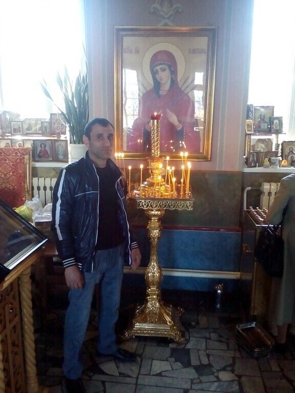 ���� 25302762 ������� Zoro, 42 ����, ���� ���������� � �������