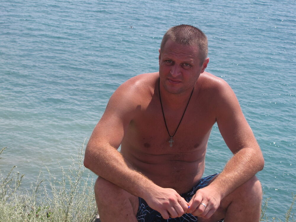  15033582  ROMAN, 54 ,    