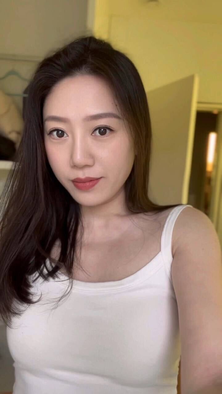  -,   Emma, 30 ,   c 