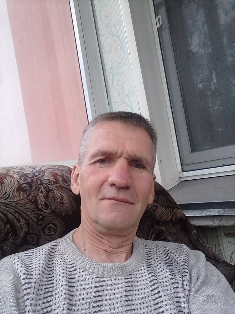  48433372  , 53 ,    