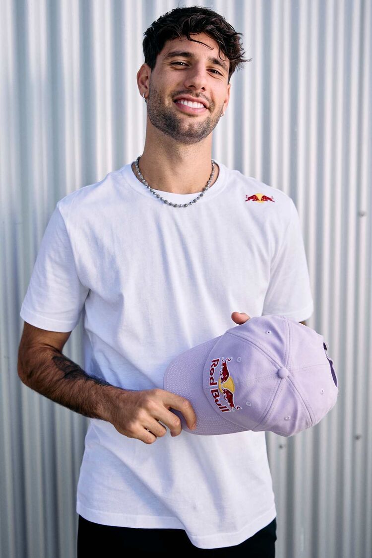  51862542  Alex, 25 ,    