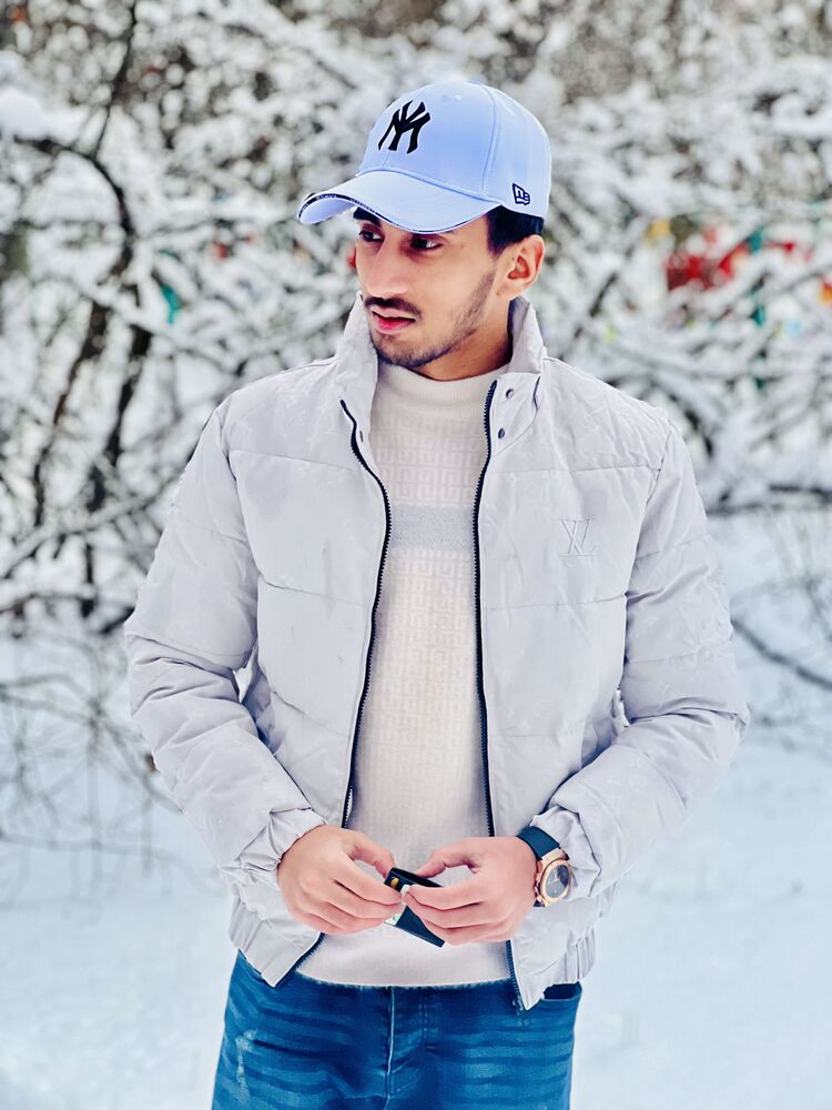  48793402  Gohar Ali, 23 ,    -