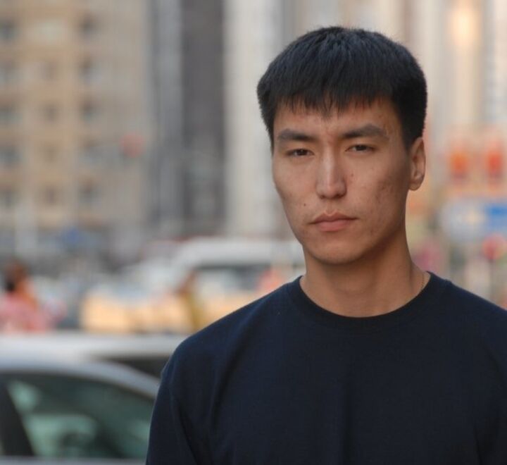  34086272  Kazakh, 41 ,    