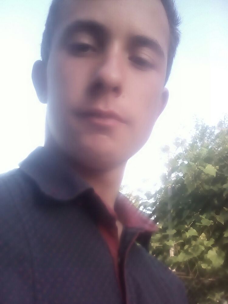 12510222  Borys, 25 ,    