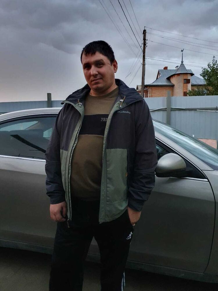  47784662  Alexander, 36 ,    