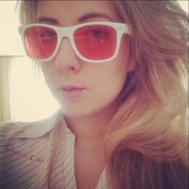 28034742  Kristina, 33 ,    