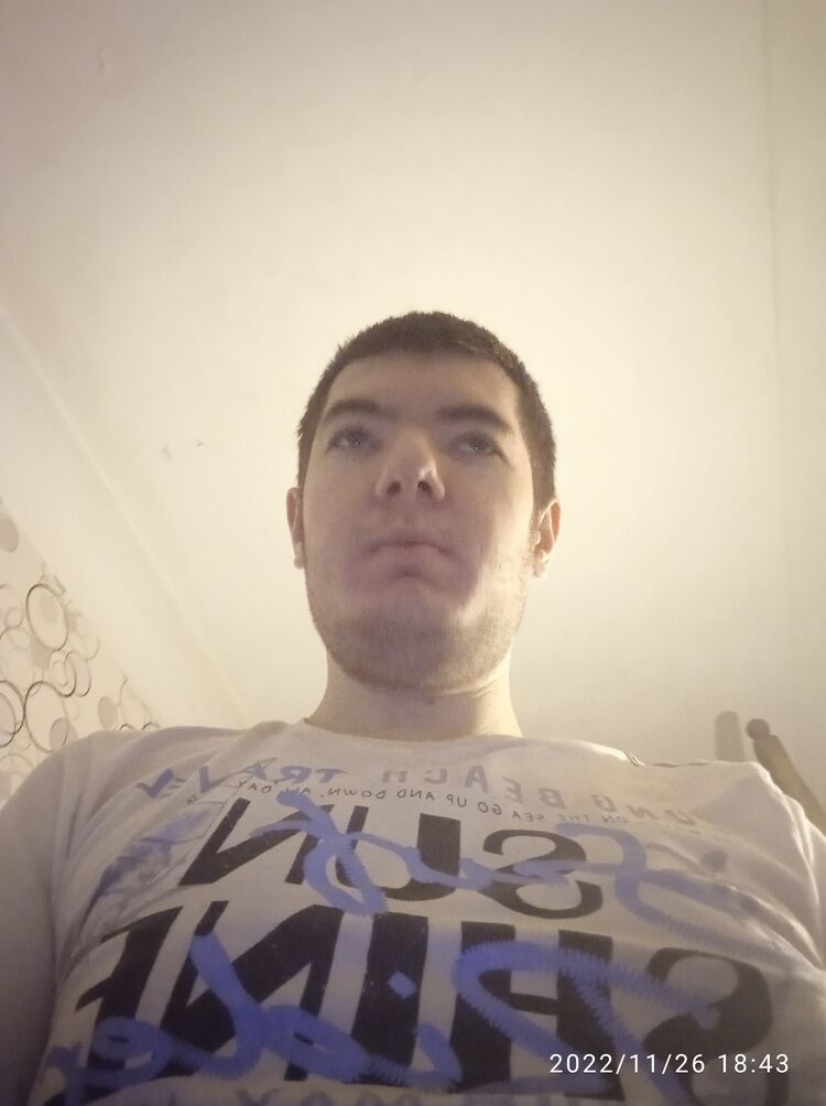  30924562  Anton, 25 ,     