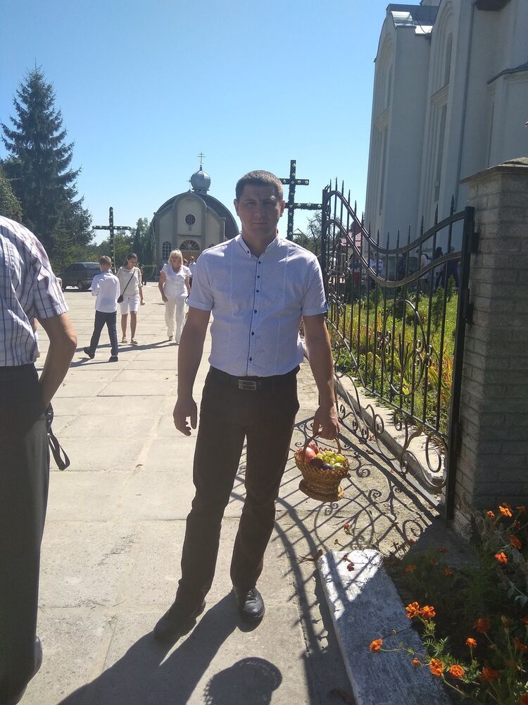  17426192  Misha, 40 ,    