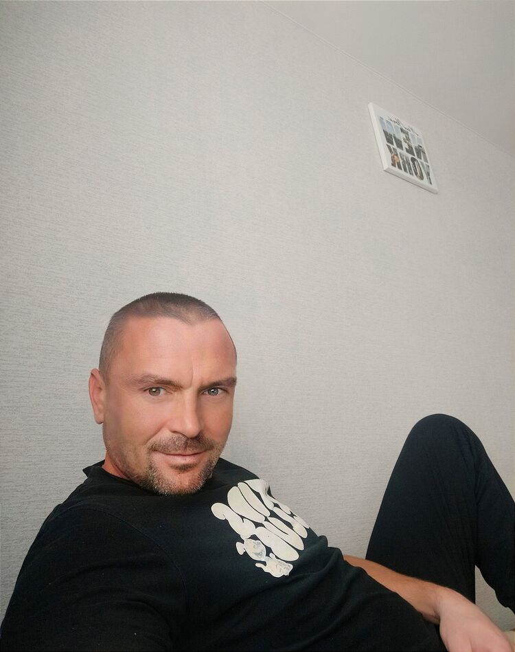  24360902  , 42 ,    