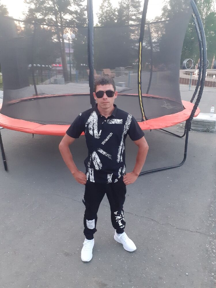  25662472  , 33 ,    