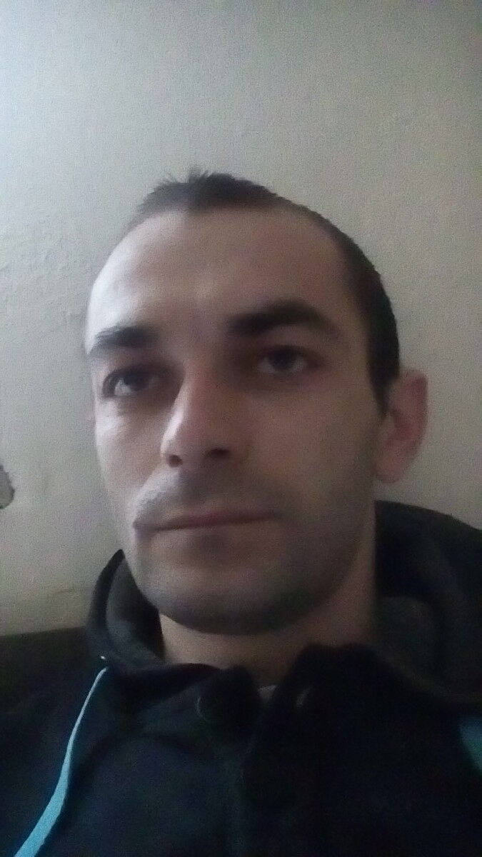  7252392  Taras, 39 ,    