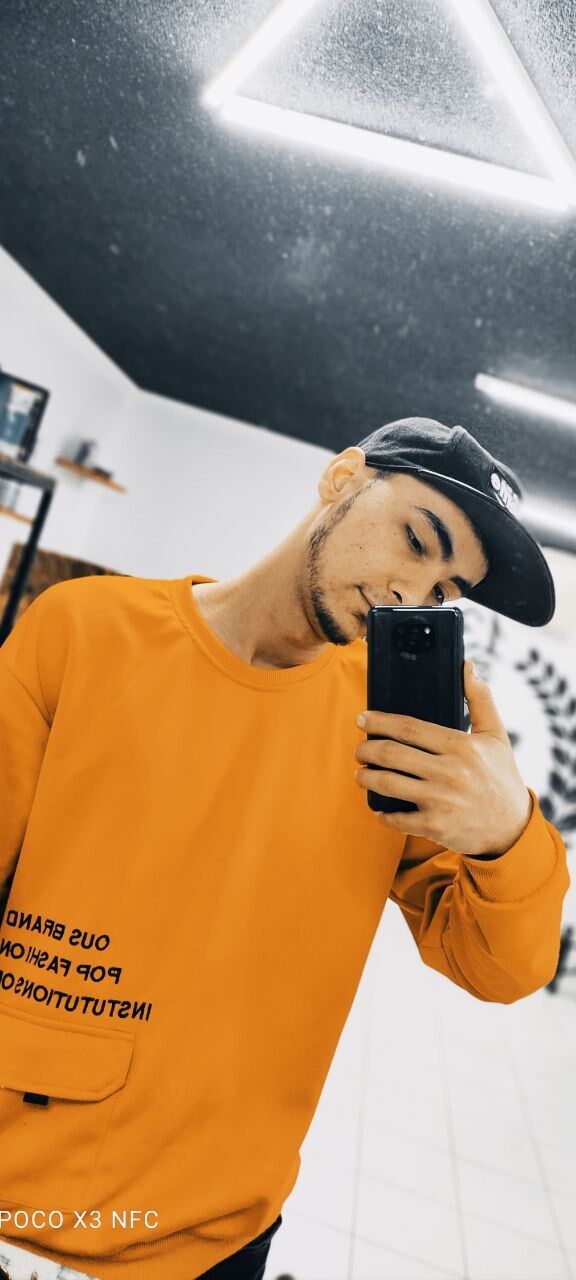  23399712  Rustam, 26 ,    