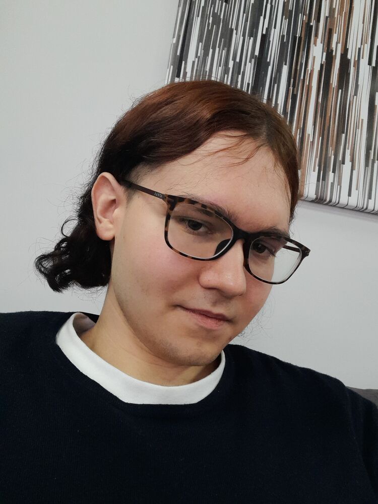  48287652  , 23 ,    