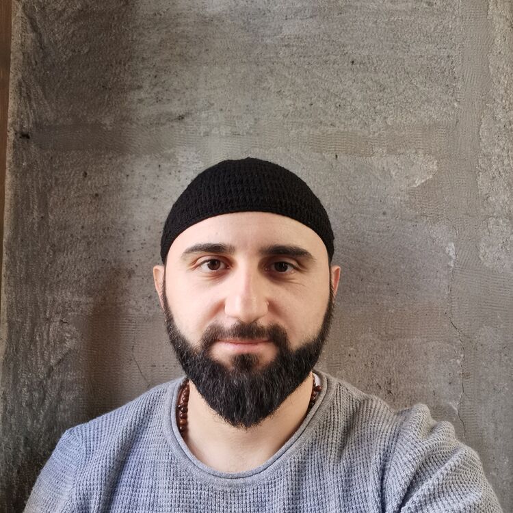  44150872  Emrehsdmr, 35 ,    