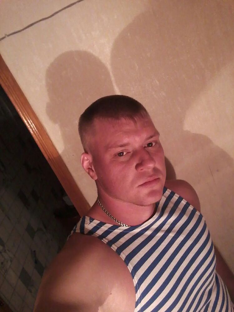  27202302  Dmitry, 36 ,    