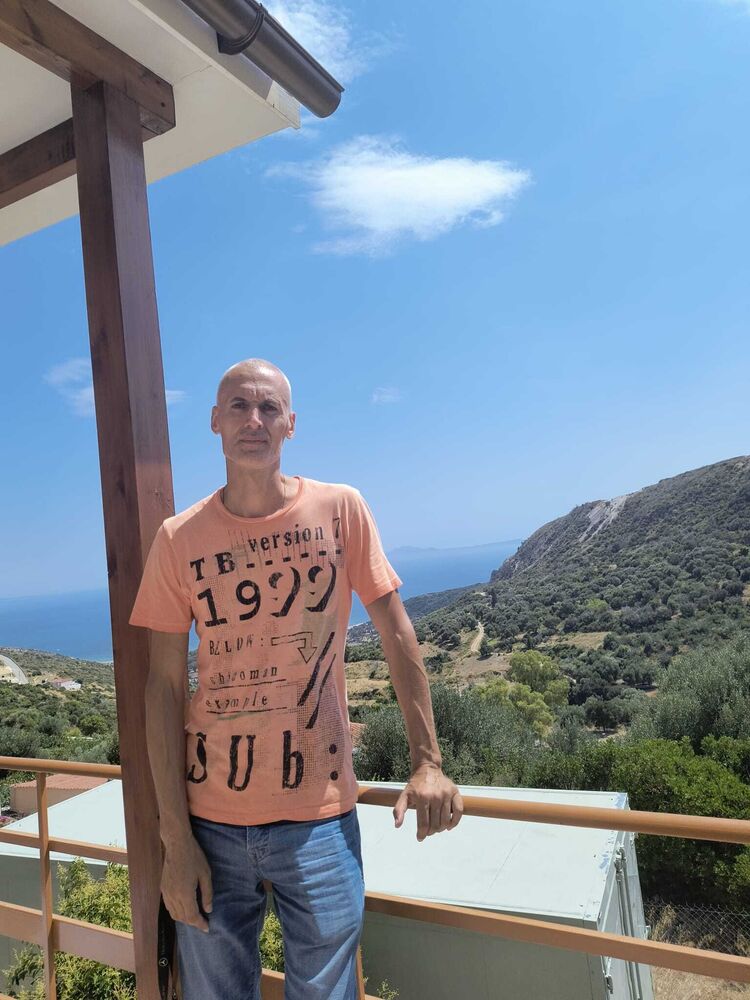  ,   Gheorghe, 46 ,   ,   