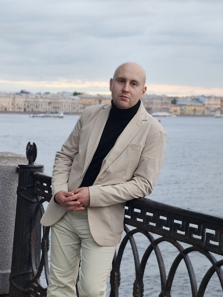  53372852  , 30 ,    -