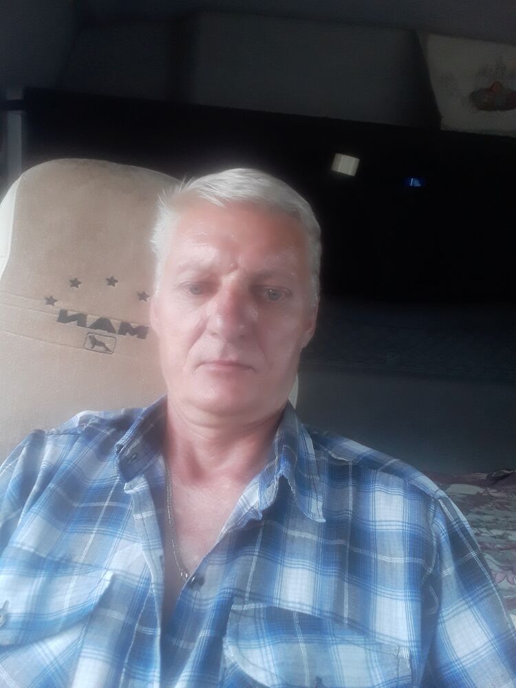  27078442  , 56 ,    