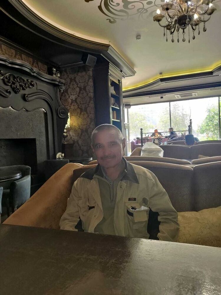  40045452  , 56 ,    