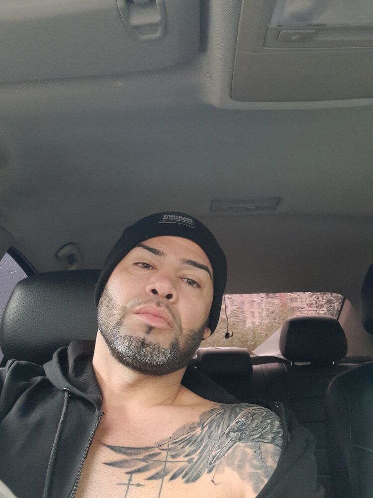  ,   Daniel, 38 ,   ,   