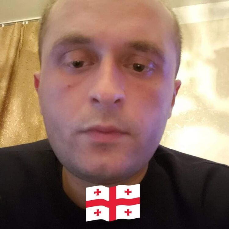  24782772  Goga, 29 ,    