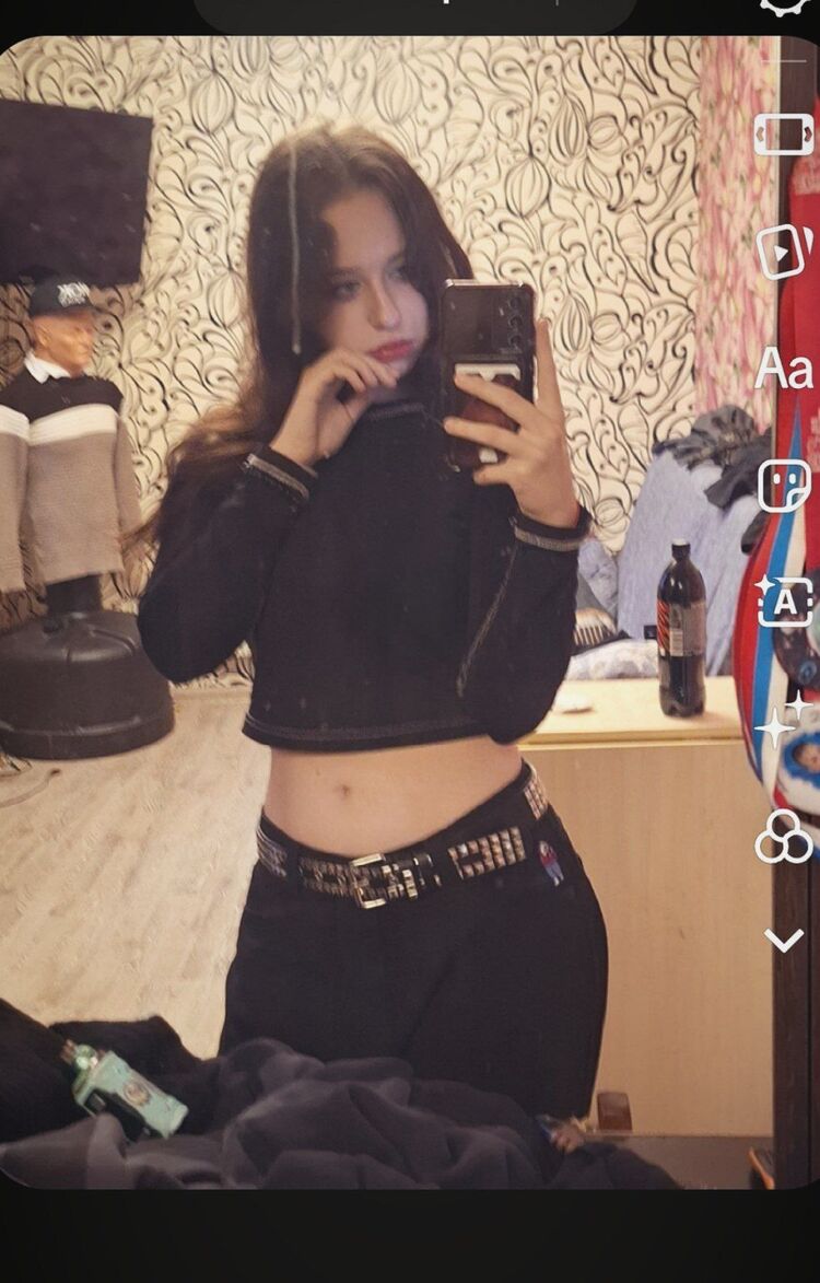  51624742  , 19 ,    