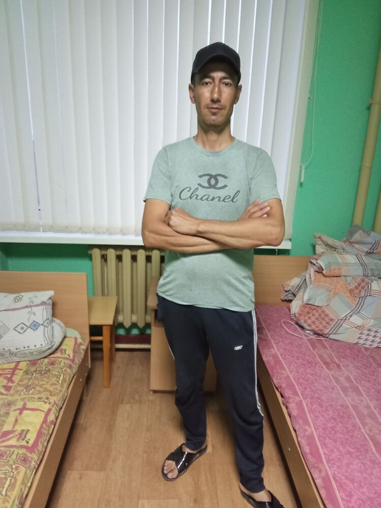  43712932  Aydogdy, 38 ,    