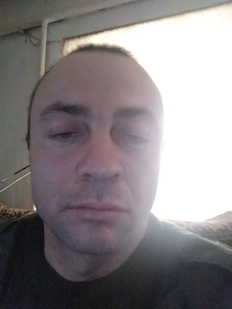  14629882  Alex, 47 ,    