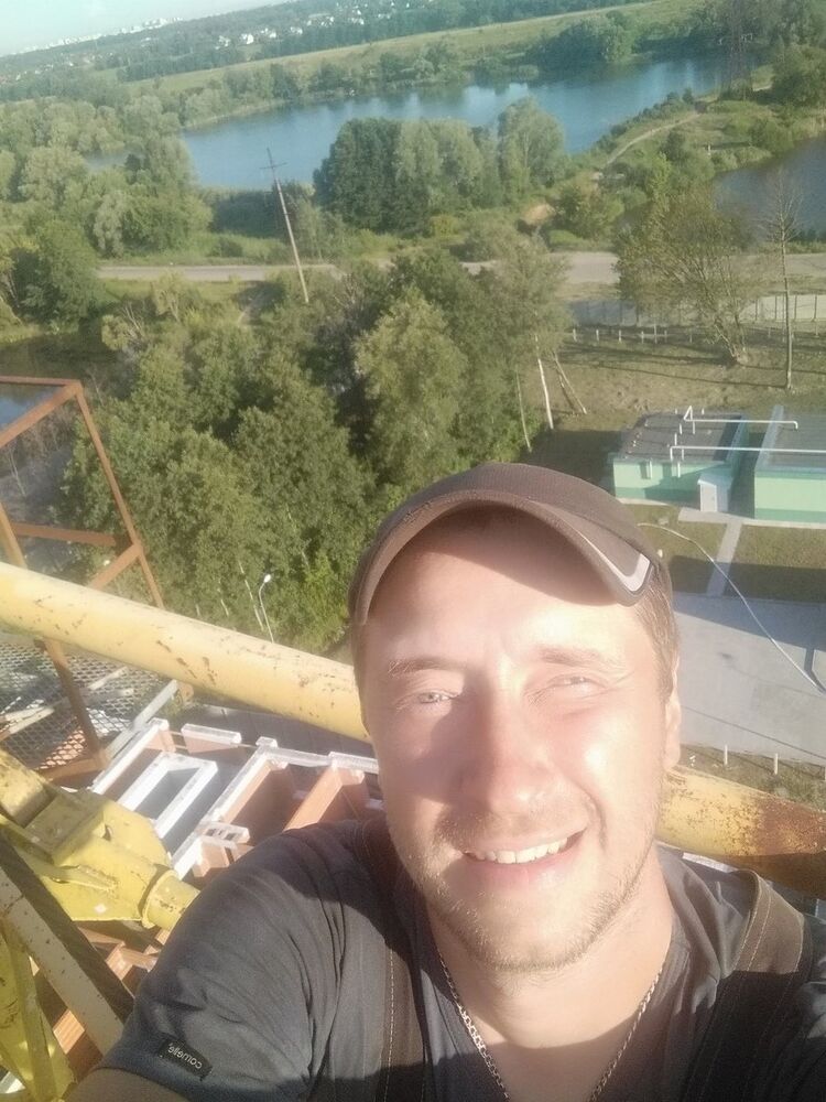  ,   Max, 37 ,   