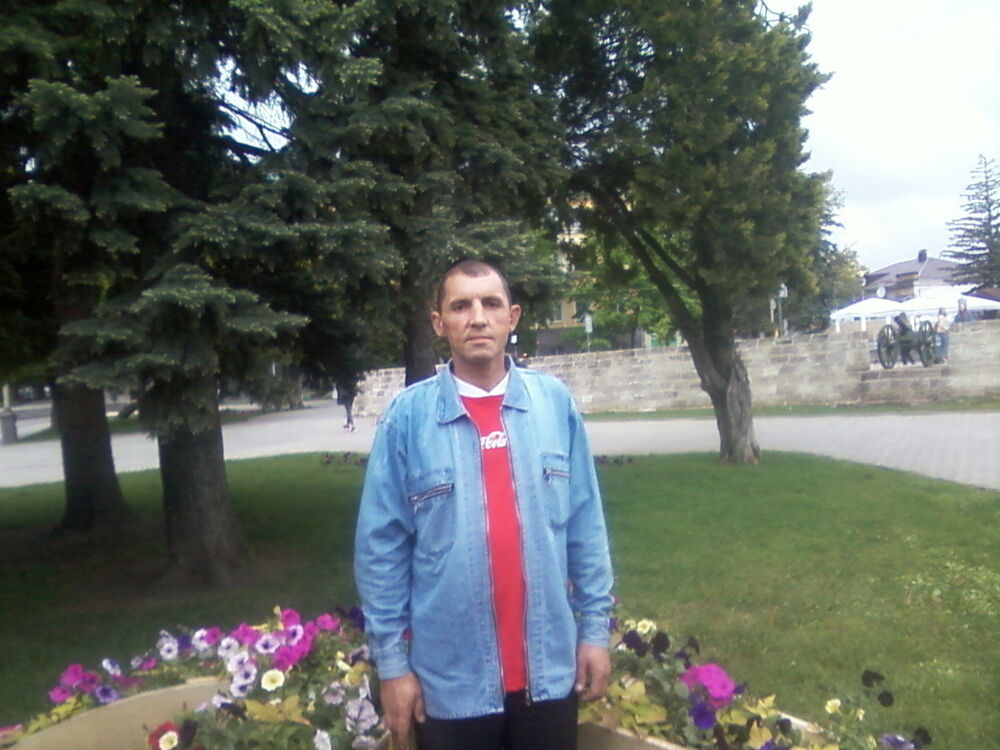  9710292  Mihail, 52 ,    