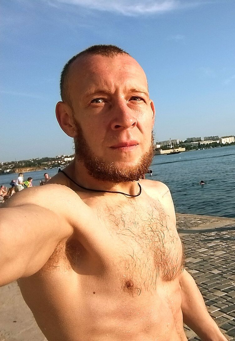  ,   Alexander, 31 ,   ,   , c , 
