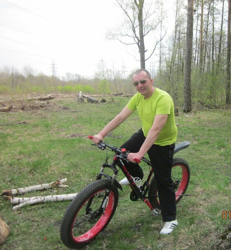  24621472  Valentin, 50 ,     
