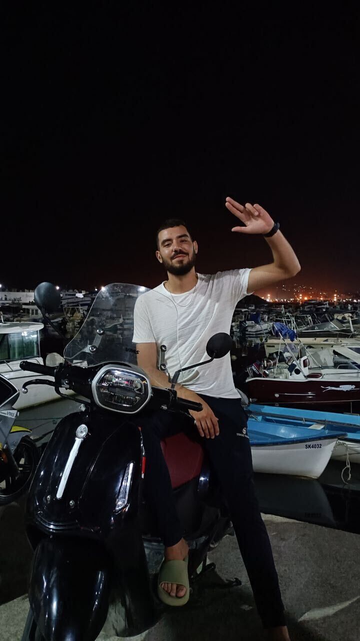 ���� 42105532 ����� Louay, 25 ���, ���� ���������� � ������